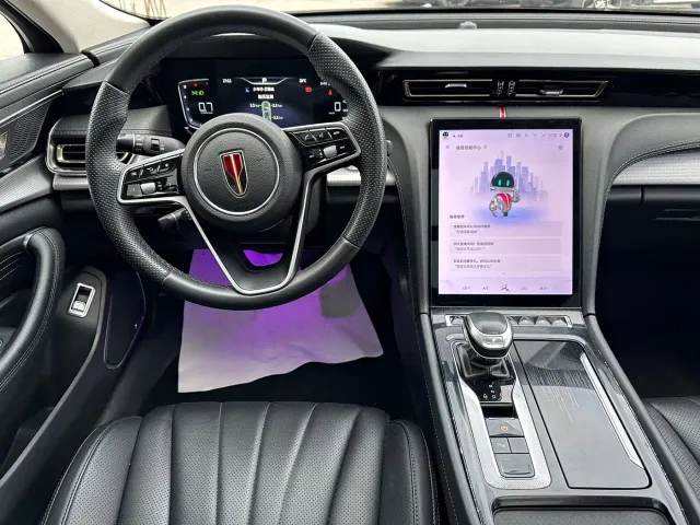 Hongqi H5 — Фото автомобиля 14
