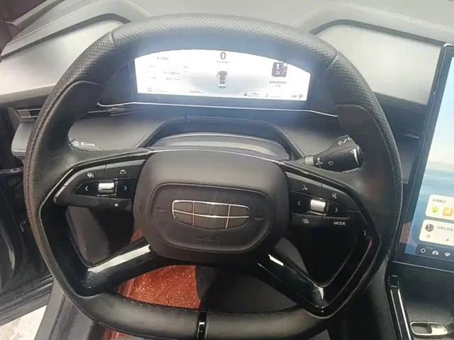 Geely Boyue — Фото автомобиля 10