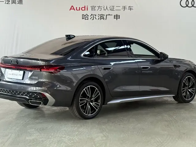Audi A5L — Фото автомобиля 2
