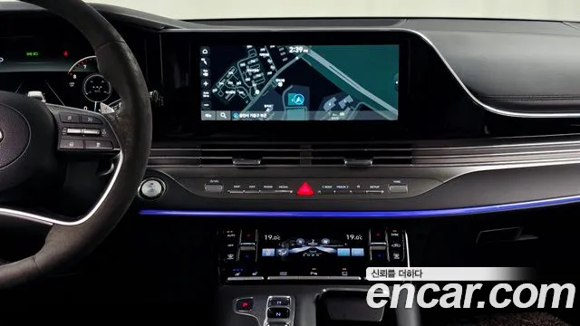 Hyundai Grandeur New — Фото автомобиля 19