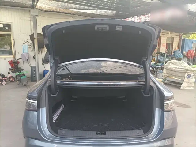 BYD Seal — Фото автомобиля 18