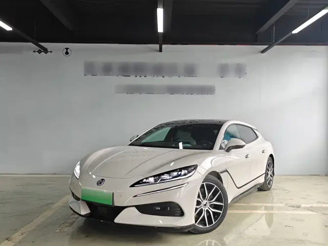 Фотография автомобиля — Denza Z9GT