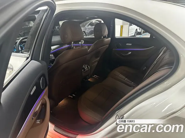 Mercedes-Benz E-Class W213 — Фото автомобиля 10