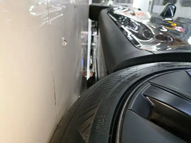 Tesla Model Y — Фото автомобиля 21