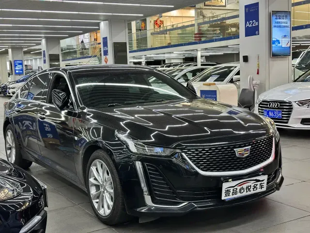 Cadillac CT5 — Фото автомобиля 3