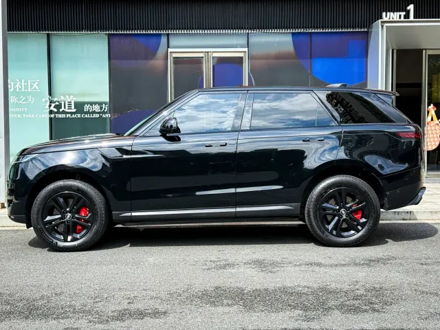 Land Rover Range Rover Sport — Фото автомобиля 3