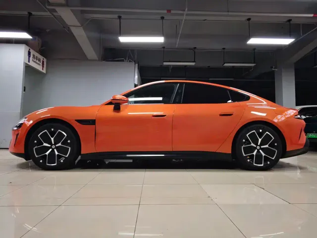 Xiaomi SU7 — Фото автомобиля 27