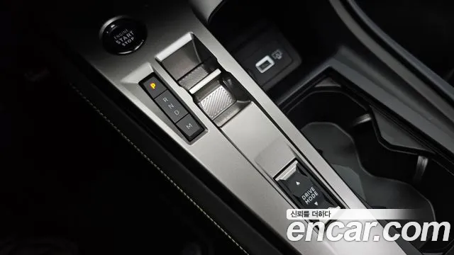 Peugeot 308 — Фото автомобиля 8