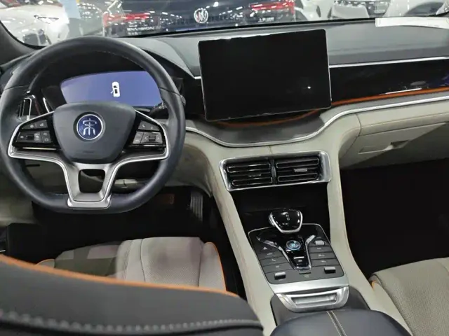 BYD Song PLUS — Фото автомобиля 12