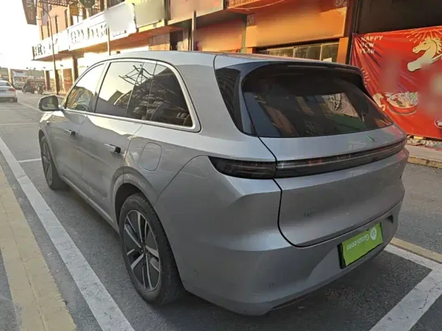 Li Auto L6 — Фото автомобиля 4