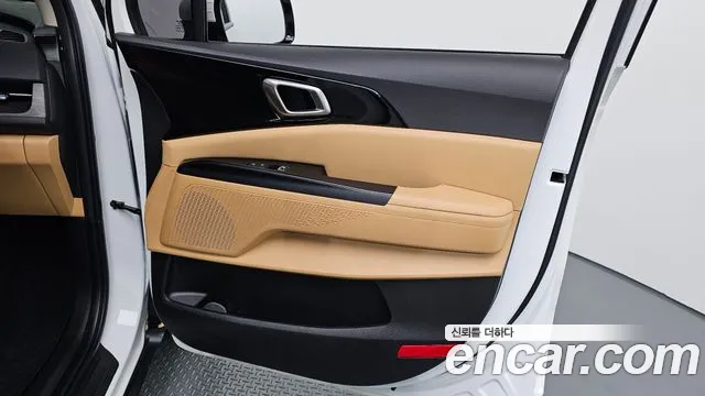 Kia Canival Carnival 4 поколение Дизель 9 мест Prestige — Фото автомобиля 25