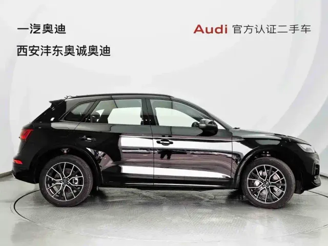 Audi Q5L — Фото автомобиля 4
