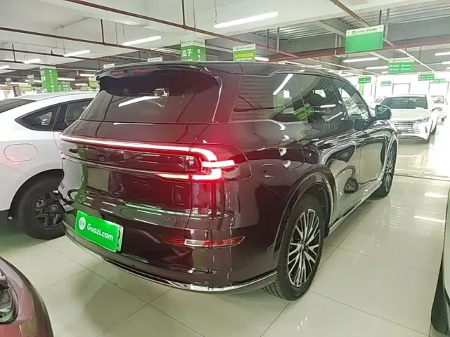 Changan Qiyuan Q07 — Фото автомобиля 6
