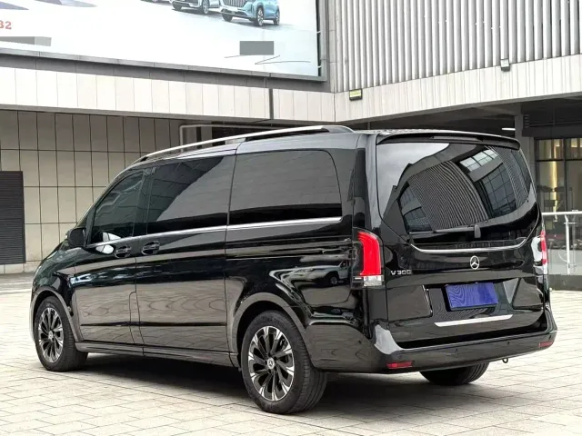 Mercedes-Benz V-Class — Фото автомобиля 7
