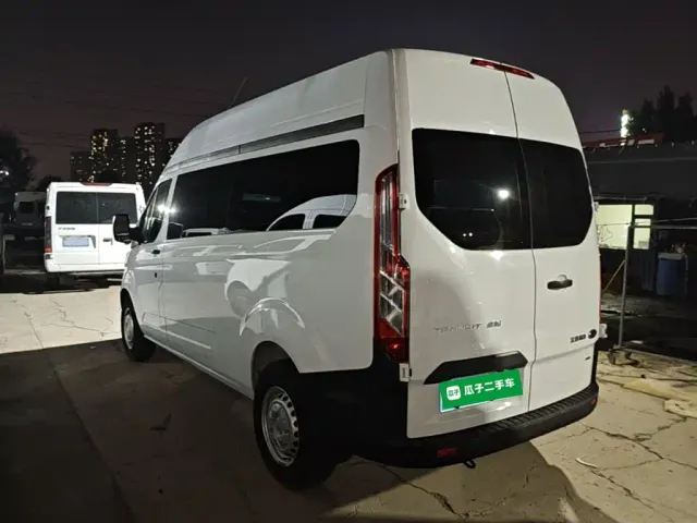 Ford Transit — Фото автомобиля 4