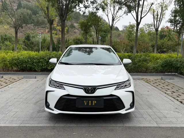 Toyota Corolla — Фото автомобиля 2