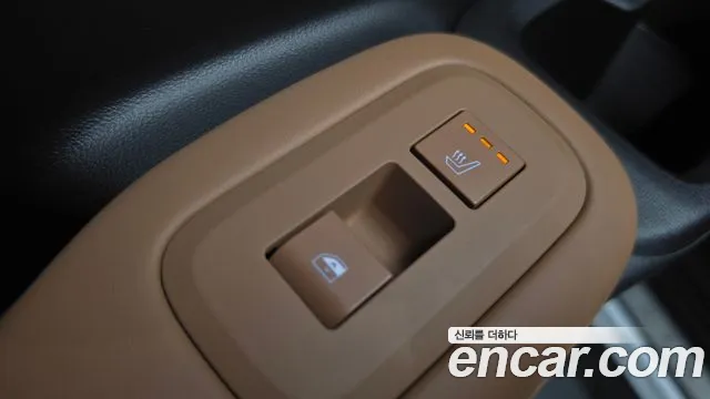 Hyundai Santafe Santa Fe (MX5) Бензин 2.5T 4WD — Фото автомобиля 23