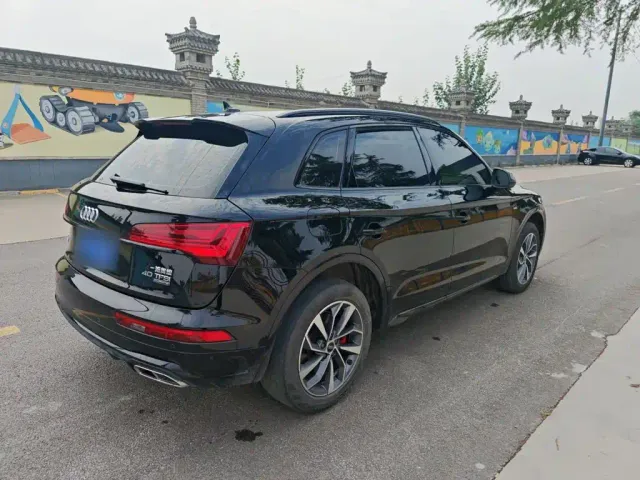 Audi Q5L — Фото автомобиля 9