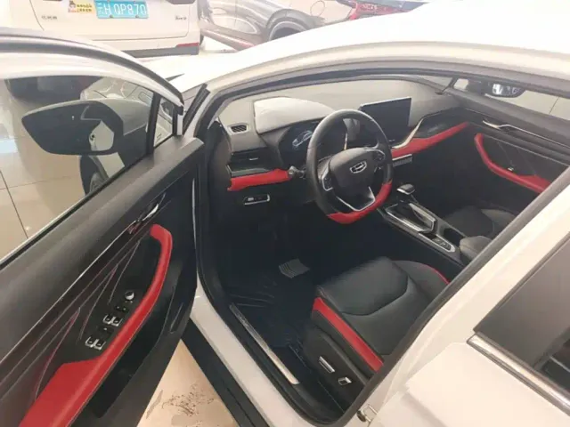 Geely Emgrand S — Фото автомобиля 15