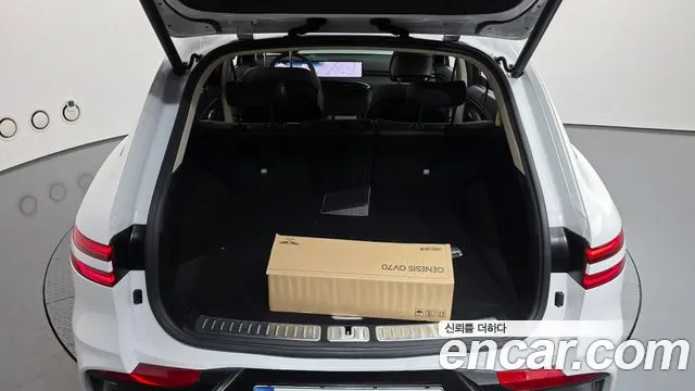 Genesis GV70 — Фото автомобиля 20