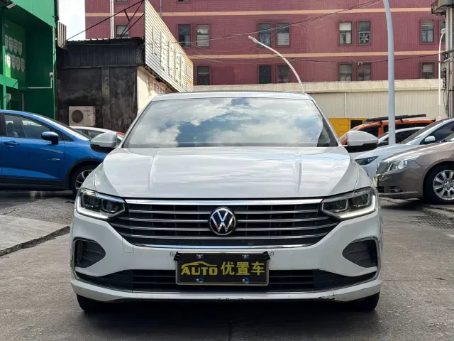 Volkswagen Lavida — Фото автомобиля 5