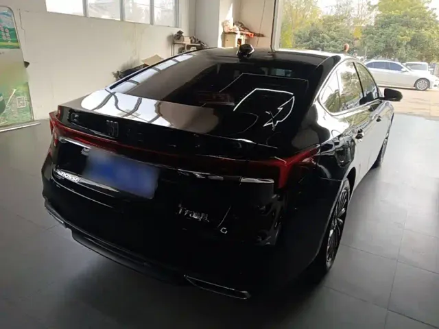 Buick LaCrosse — Фото автомобиля 6