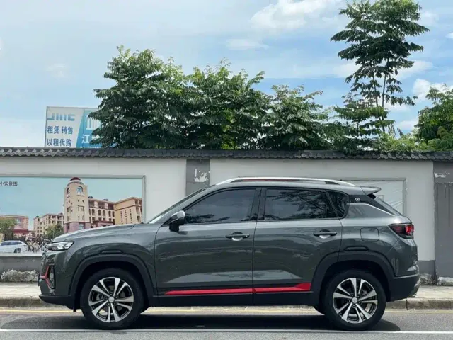 Changan CS35 Plus — Фото автомобиля 4