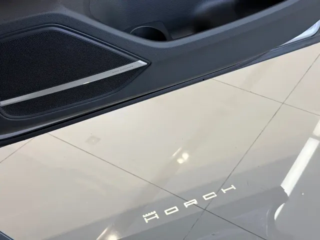 Audi A8 — Фото автомобиля 14