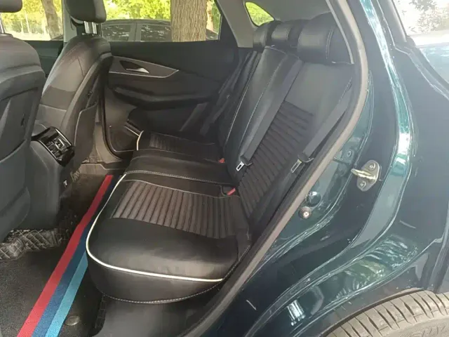 Forthing T5 Evo — Фото автомобиля 16