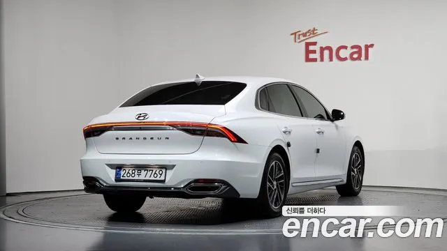 Hyundai Grandeur Новый Grandeur IG 3.0 LPi (Для проката) — Фото автомобиля 2