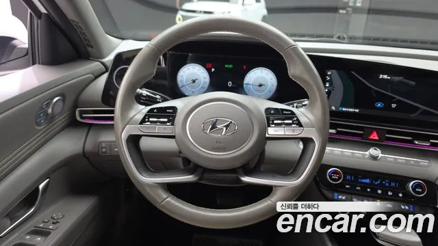 Hyundai Avante — Фото автомобиля 13