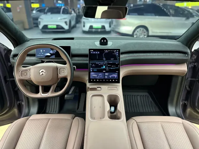 Nio EC6 — Фото автомобиля 13