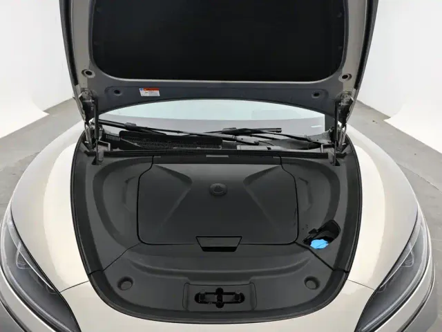 Denza Z9GT — Фото автомобиля 15