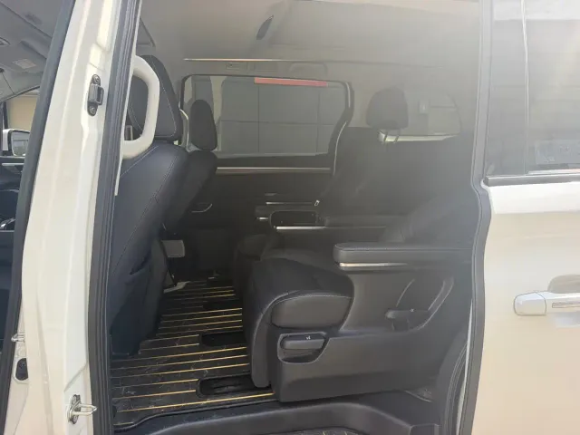 GAC Trumpchi M8 — Фото автомобиля 8