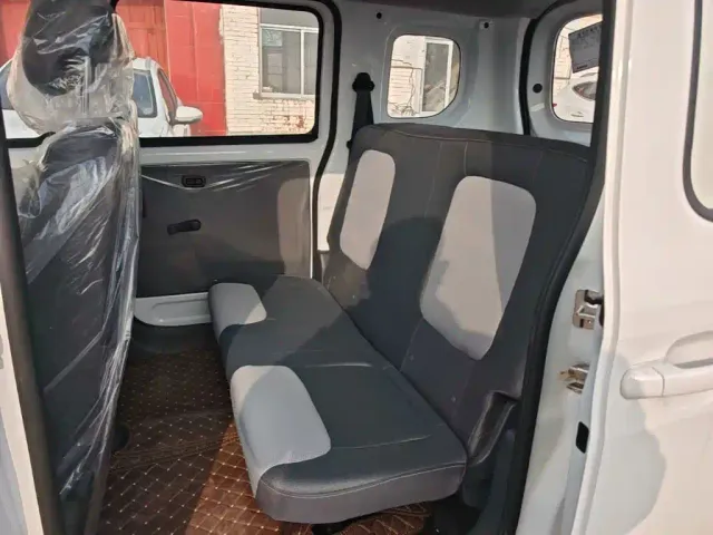 Wuling Zhiguang NEV — Фото автомобиля 16