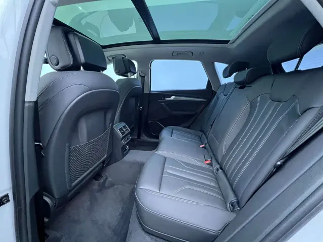 Audi Q5L — Фото автомобиля 9