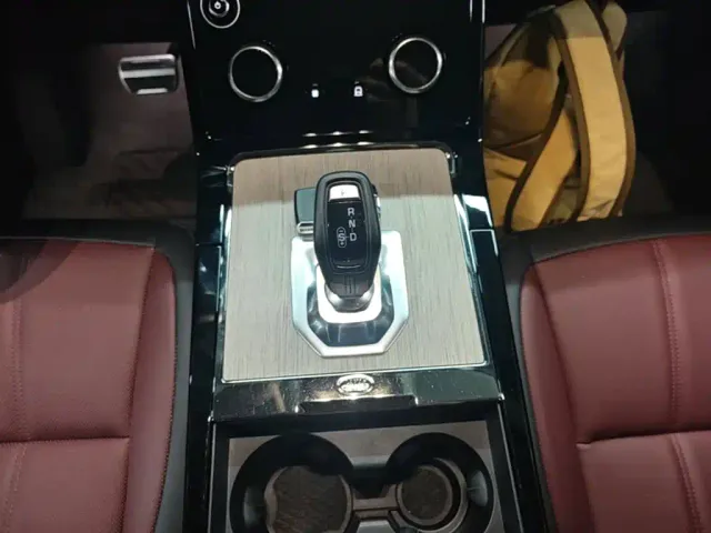 Land Rover Range Rover Evoque — Фото автомобиля 13