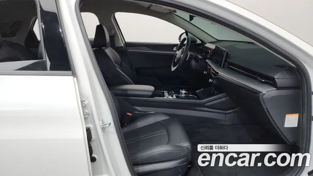 Kia K5 Prestige — Фото автомобиля 11