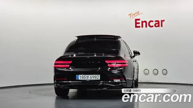 Genesis G80 RG3 — Фото автомобиля 4