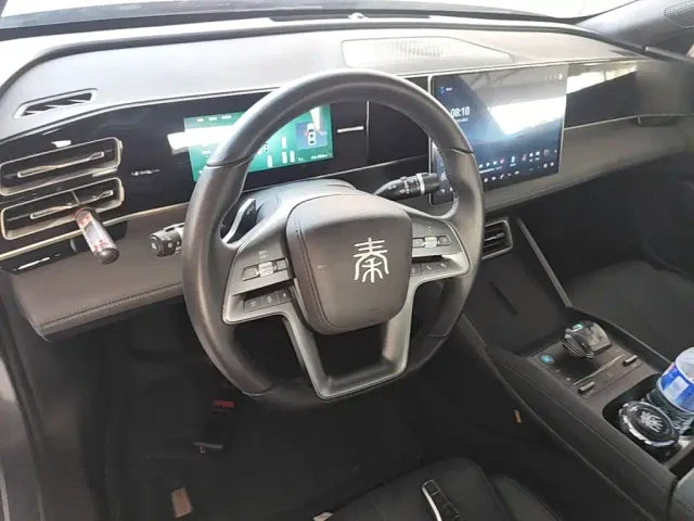 BYD Qin L — Фото автомобиля 10