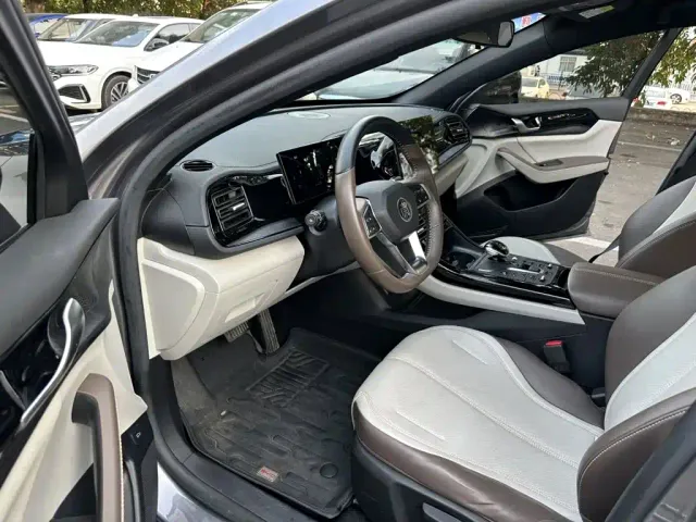BYD Qin PLUS — Фото автомобиля 9
