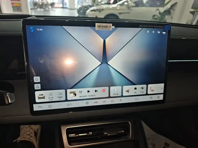 BYD Qin L — Фото автомобиля 12