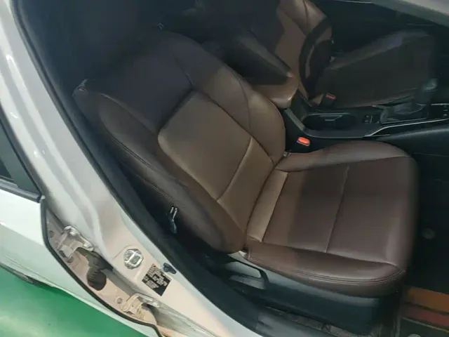 Toyota Corolla — Фото автомобиля 3
