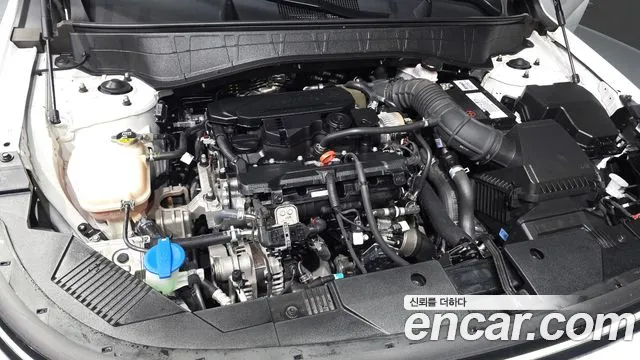 Hyundai Kona — Фото автомобиля 9