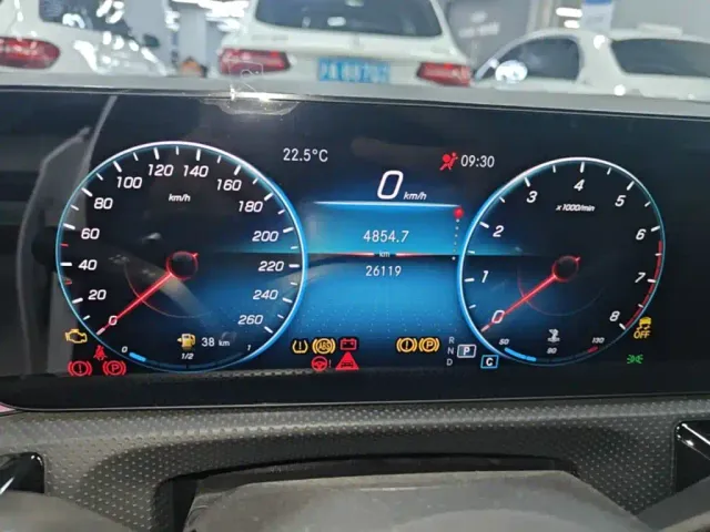 Mercedes-Benz A-Class — Фото автомобиля 11