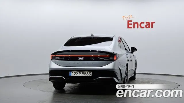 Hyundai Sonata Sonata Edge(DN8) 1.6 Turbo — Фото автомобиля 3
