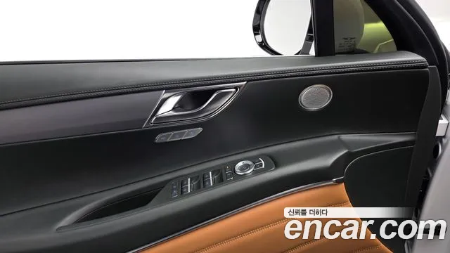Genesis GV80 2.5T Бензин 2WD — Фото автомобиля 17