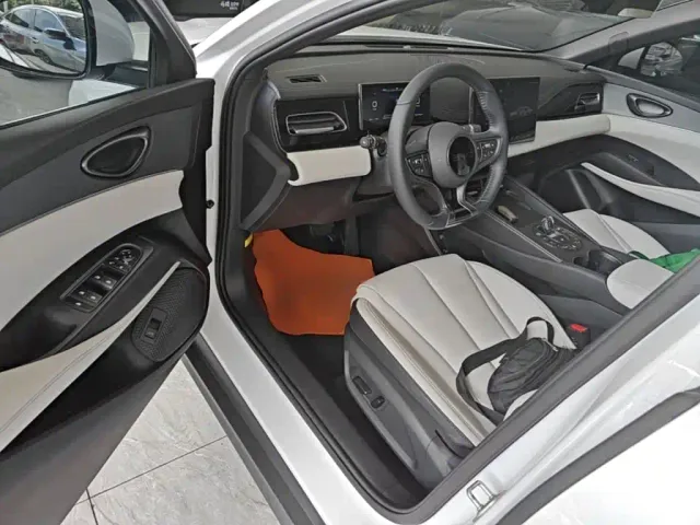 BYD Seal 06 — Фото автомобиля 15