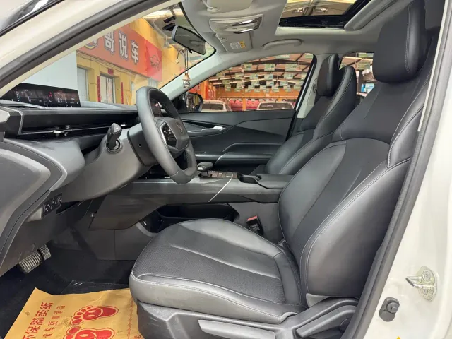 Changan Lamore — Фото автомобиля 4