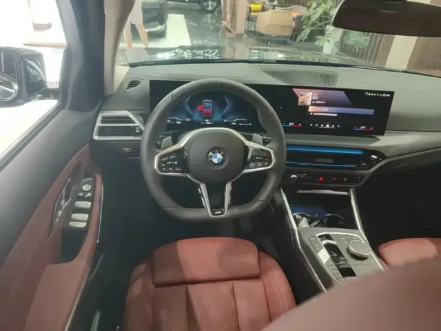 BMW 3 Series — Фото автомобиля 14